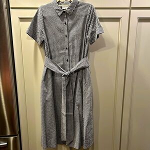 Black and White Gingham Shirt Dress with Short Sleeves and Mandarin Collar